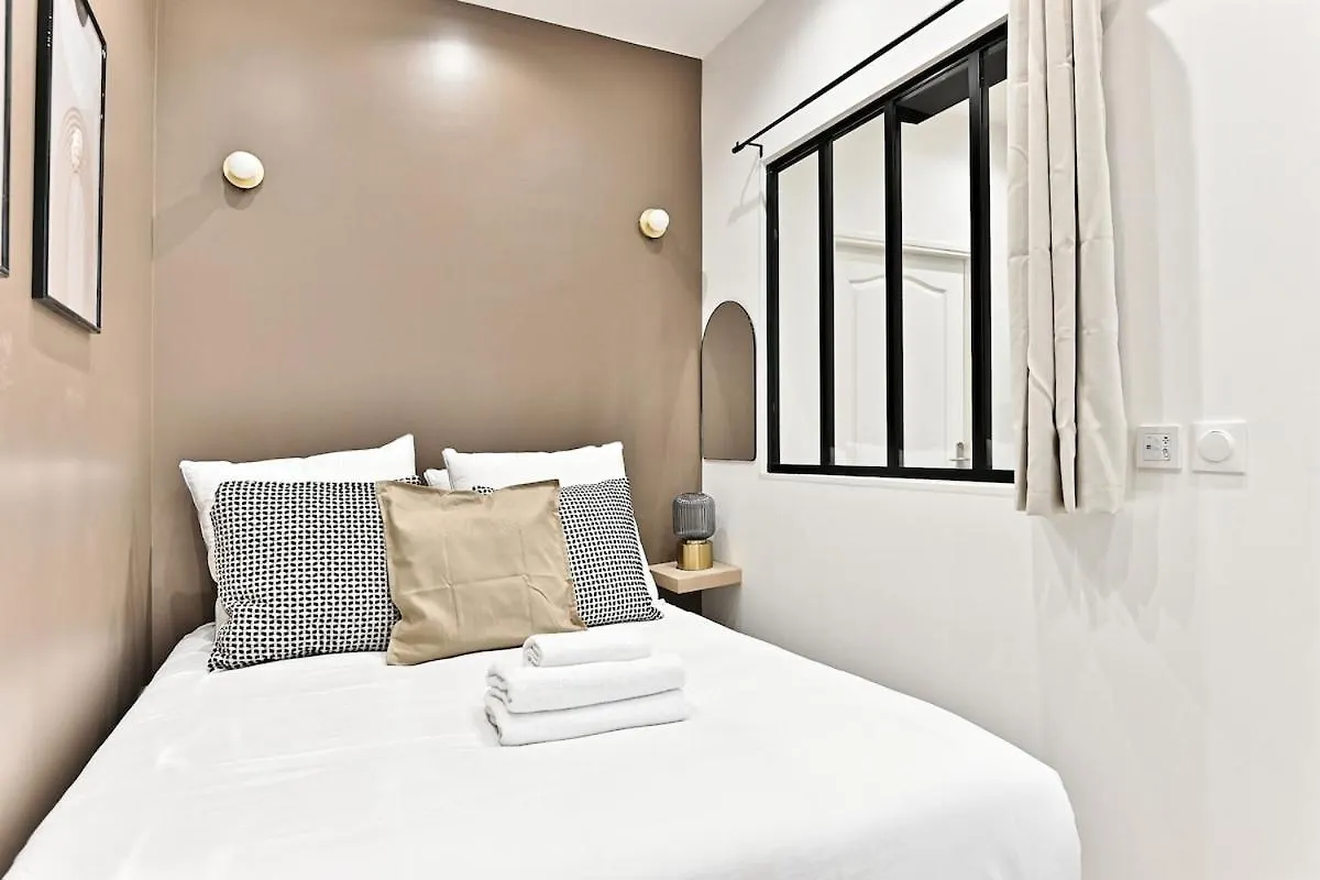 Central Equipped Apartment Paris Nation - II