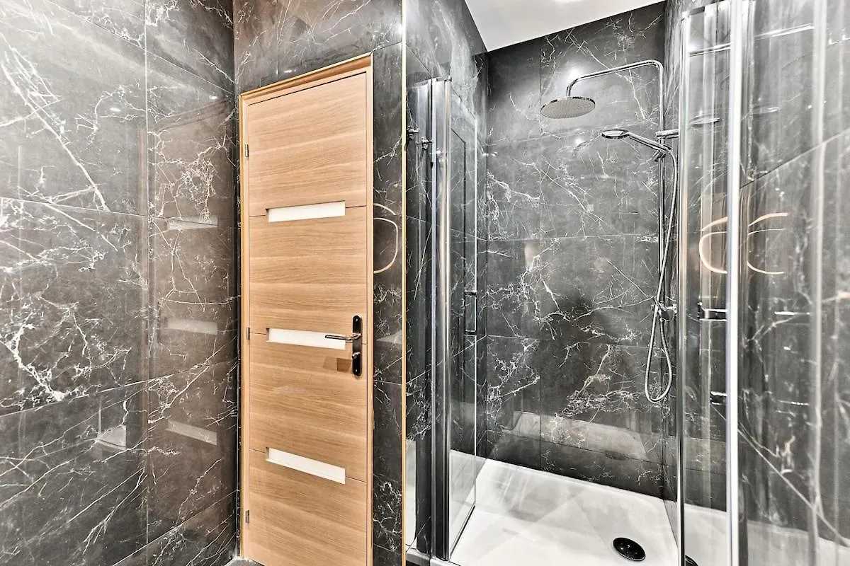 Central Equipped Apartment Paris Nation - II