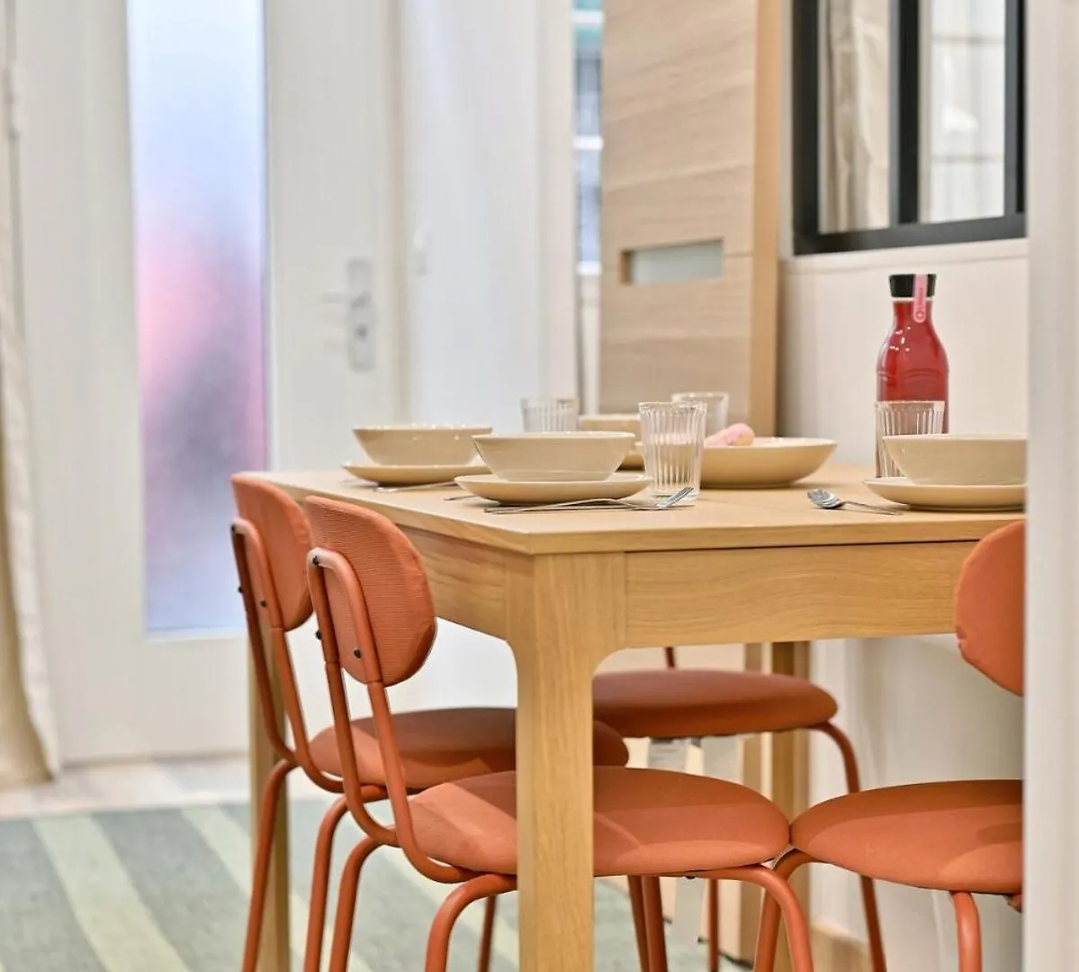 Central Equipped Apartment Paris Nation - II 0*,
