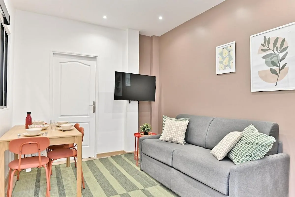 Central Equipped Apartment Paris Nation - II
