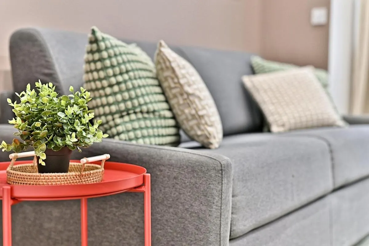 Central Equipped Apartment Paris Nation - II Francia