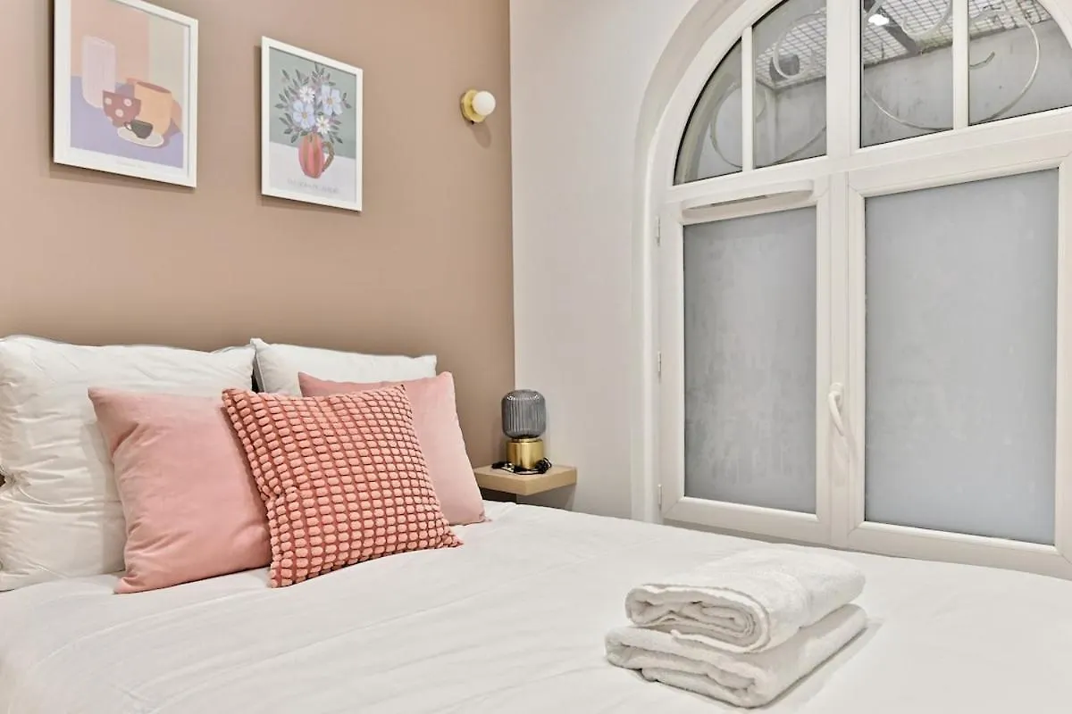 Central Equipped Apartment Paris Nation - II 0*,  Francia