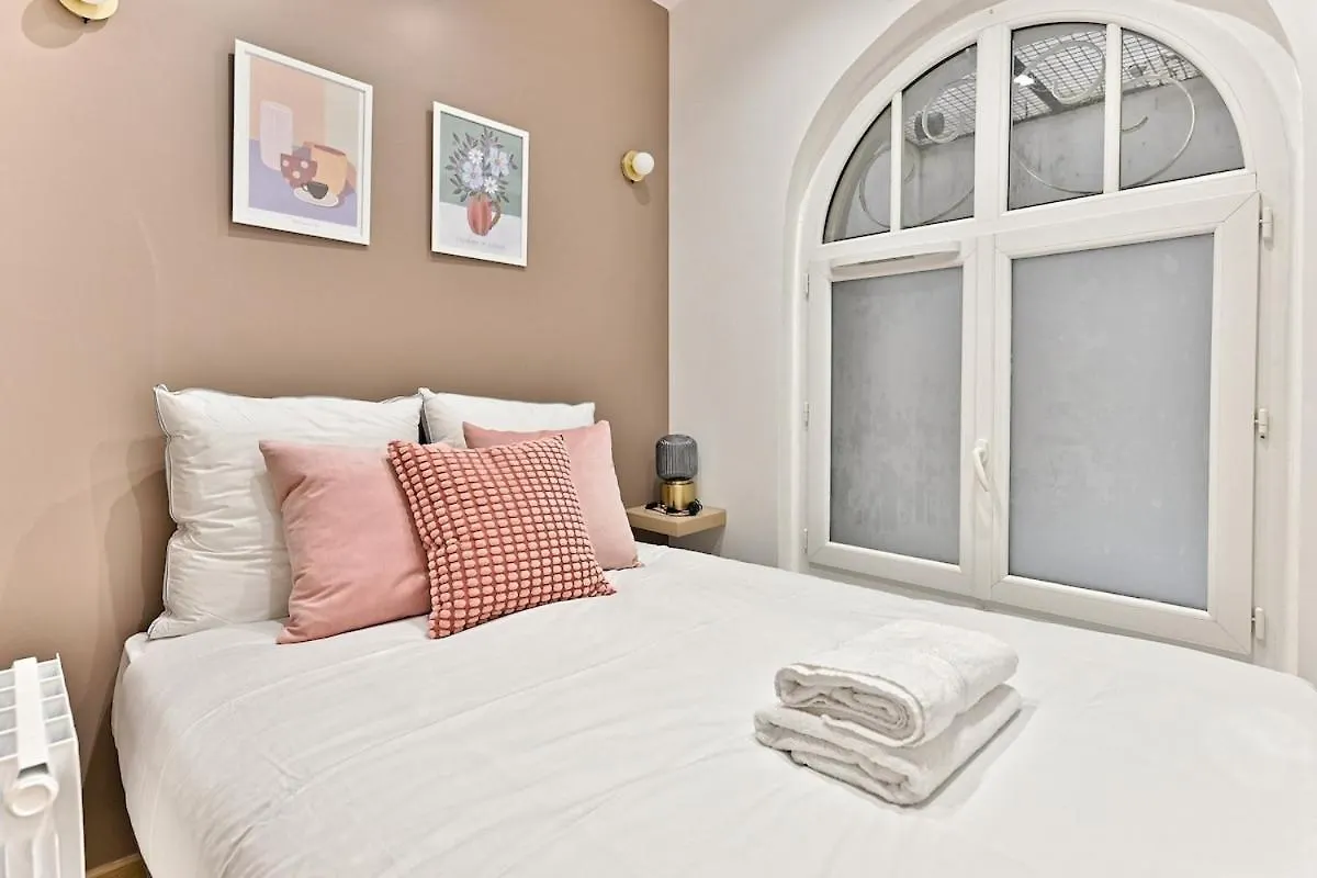 Central Equipped Apartment Paris Nation - II
