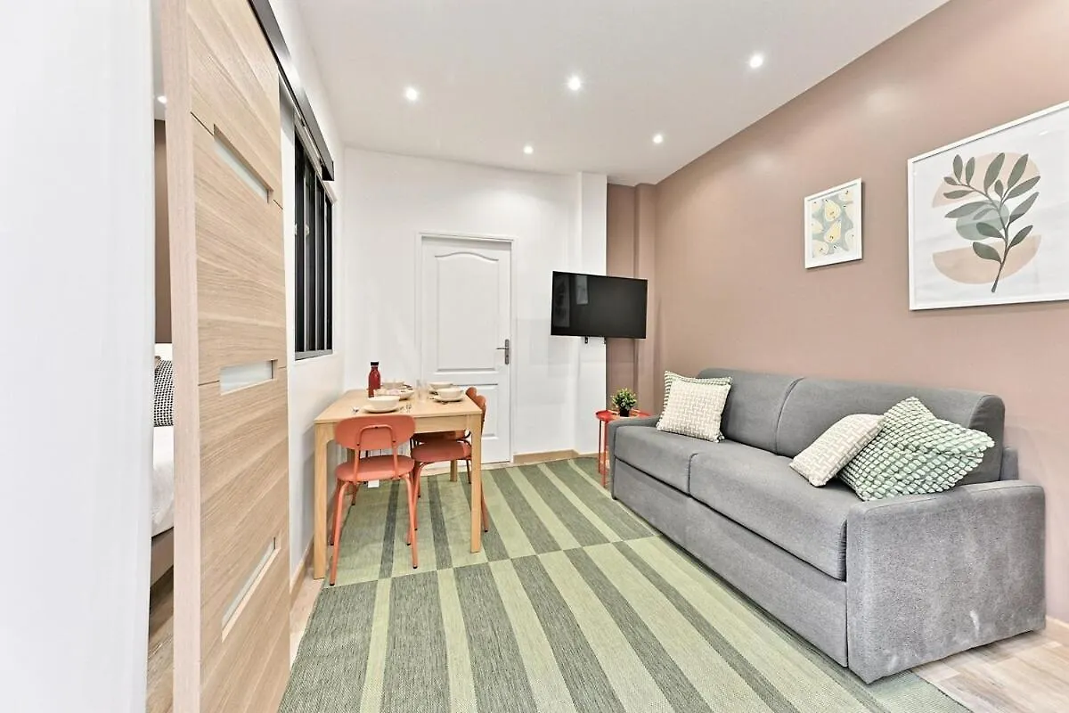 Central Equipped Apartment Paris Nation - II