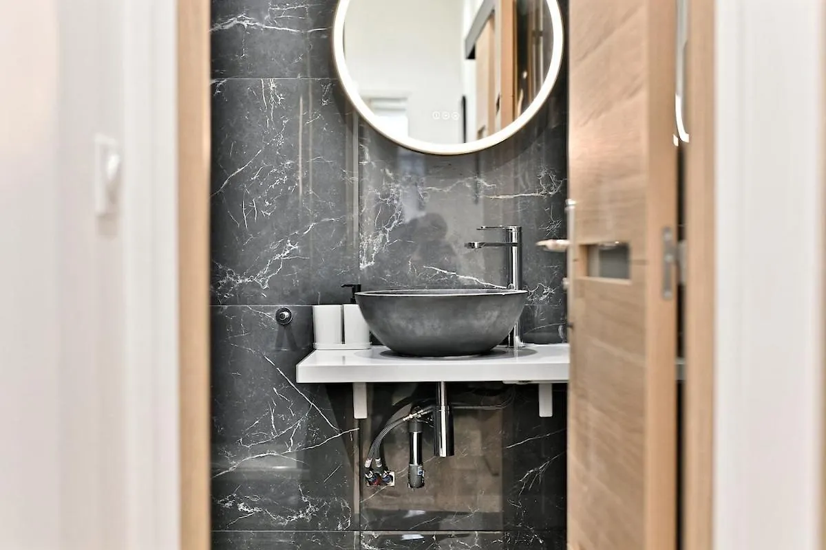 Central Equipped Apartment Paris Nation - II